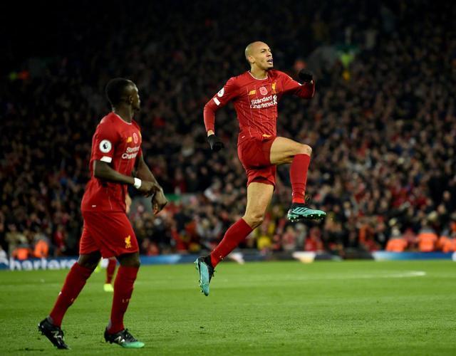 开云官网入口多特蒙德遭遇争议判罚，裁判组回应：执法公正，这里为什.