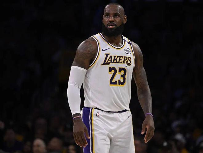 KAIYUN官方中心 湖人2020年教练组 