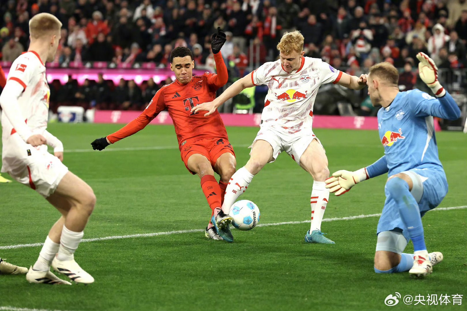 关于那不勒斯迎德甲关键赛;转会期门线救险;信心回归;阵容厚度经受考验的信息 关于那不勒斯迎德甲关键赛;转会期门线救险;信心回归;阵容厚度经受考验的信息