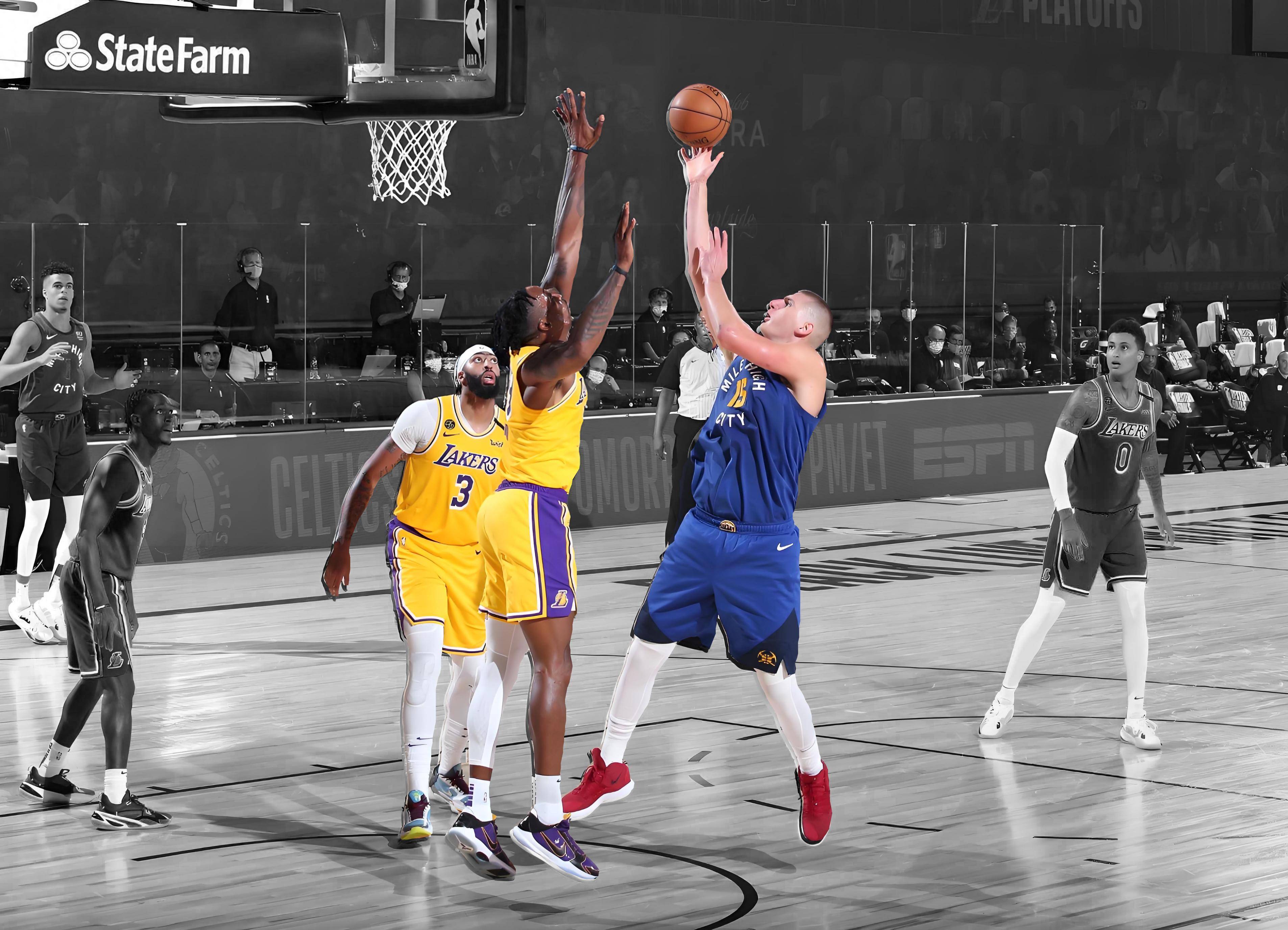 多特蒙德迎NBA季后赛关键赛；关键时刻再遭质疑；话题不断；临场指挥获称赞的简单介绍